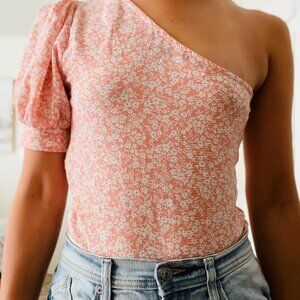 Lulus One Shoulder Floral top